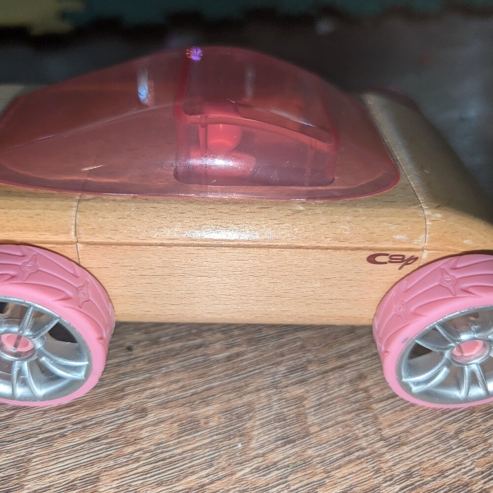 Automoblox Pink/natural Wood Wooden Toy Car C9p, 1 passenger